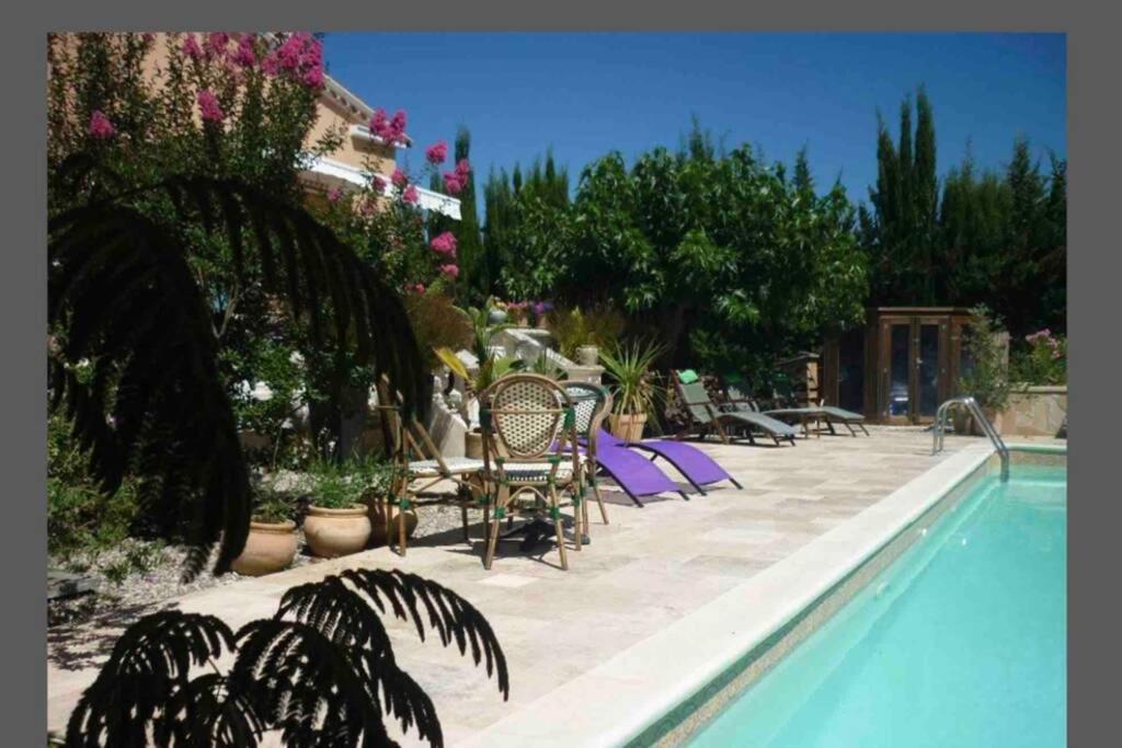 Peaceful 3 Bedroom 8 Person Ground Floor Apartment With Large Private Heated Pool La Digne-d'Amont Exteriör bild