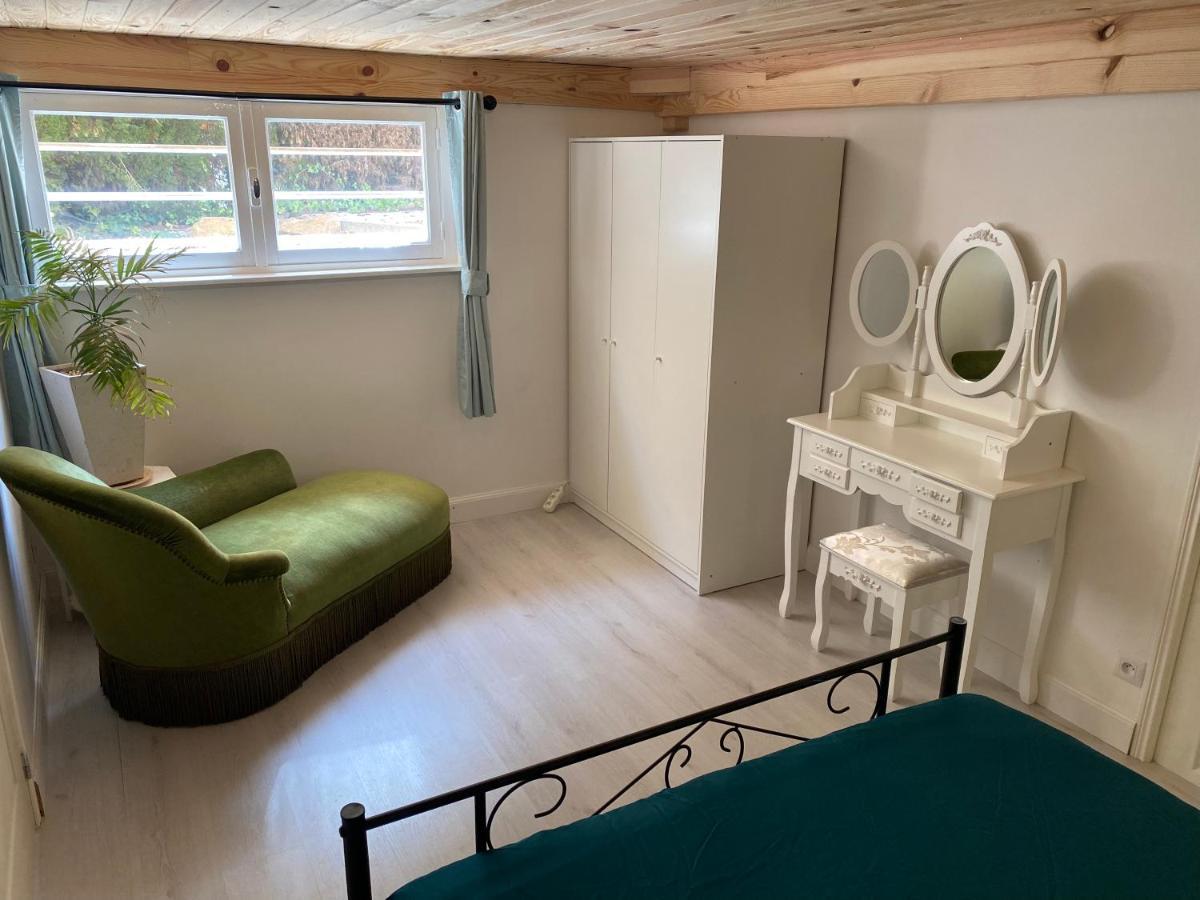Peaceful 3 Bedroom 8 Person Ground Floor Apartment With Large Private Heated Pool La Digne-d'Amont Exteriör bild