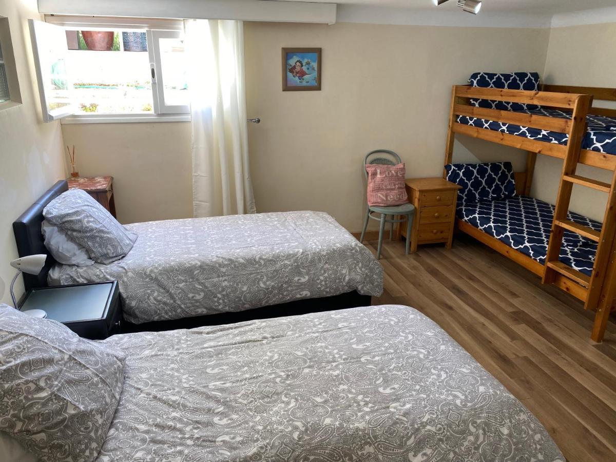 Peaceful 3 Bedroom 8 Person Ground Floor Apartment With Large Private Heated Pool La Digne-d'Amont Exteriör bild